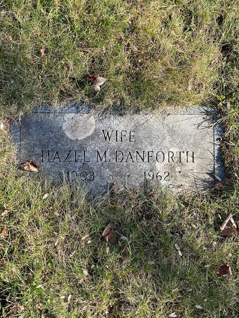 Dorothy A. Danforth's grave. Photo 1