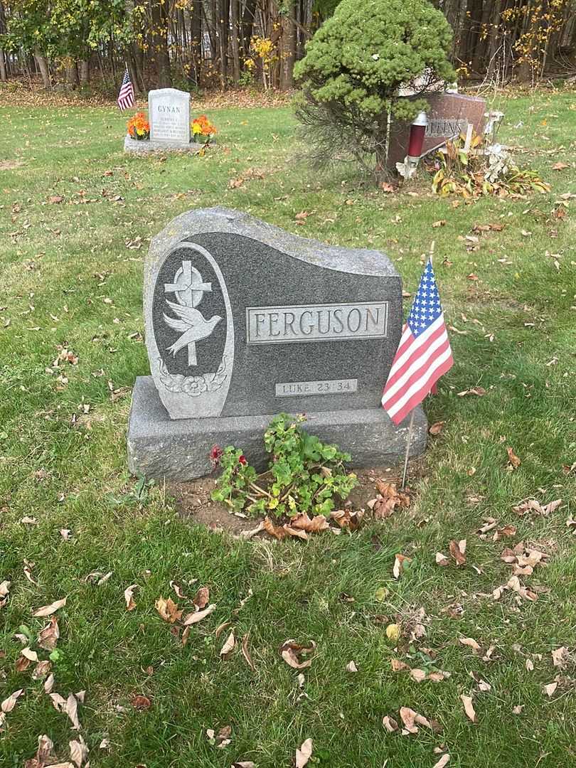 Peter Ferguson's grave. Photo 2