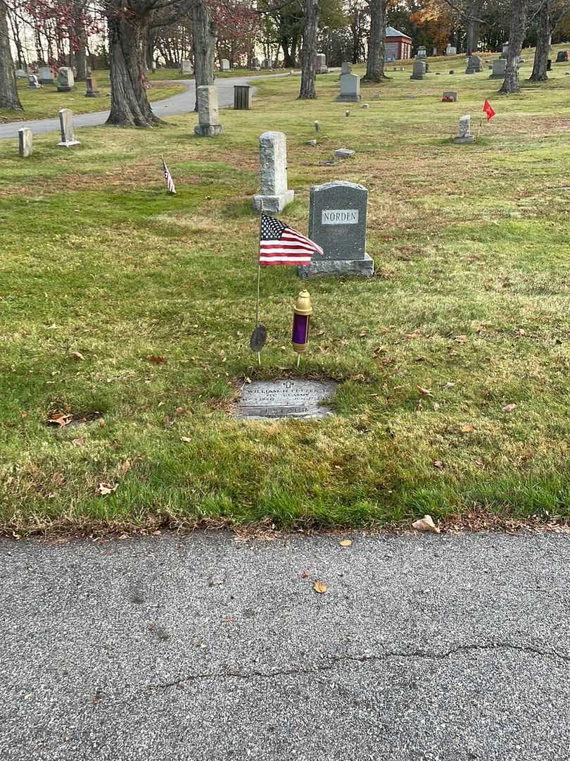 Madolyn R. Fetzer's grave. Photo 2