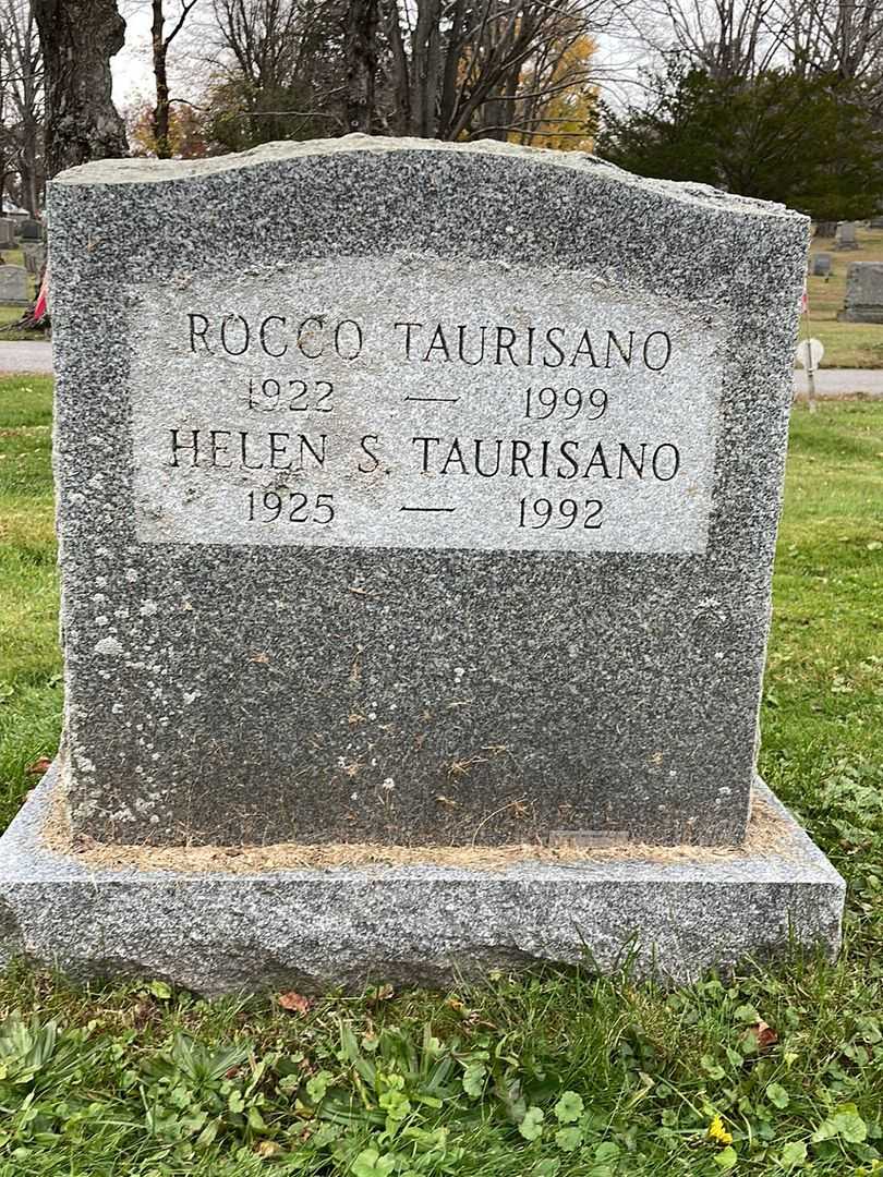 Helen S. Taurisano's grave. Photo 4