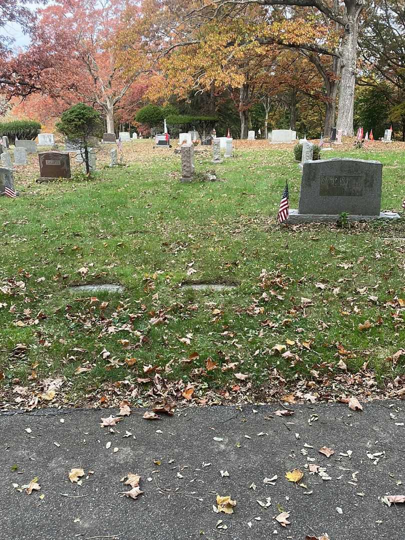 Eva A. Bacon Sargent's grave. Photo 2