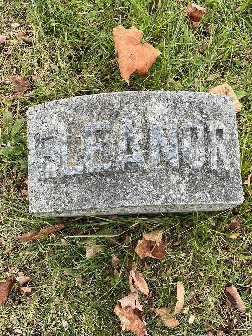 M. Eleanor Wilson's grave. Photo 4