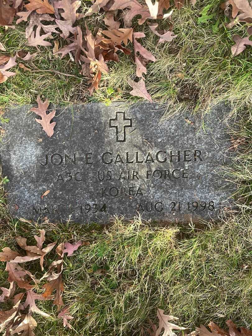 Jon E. Gallagher's grave. Photo 4