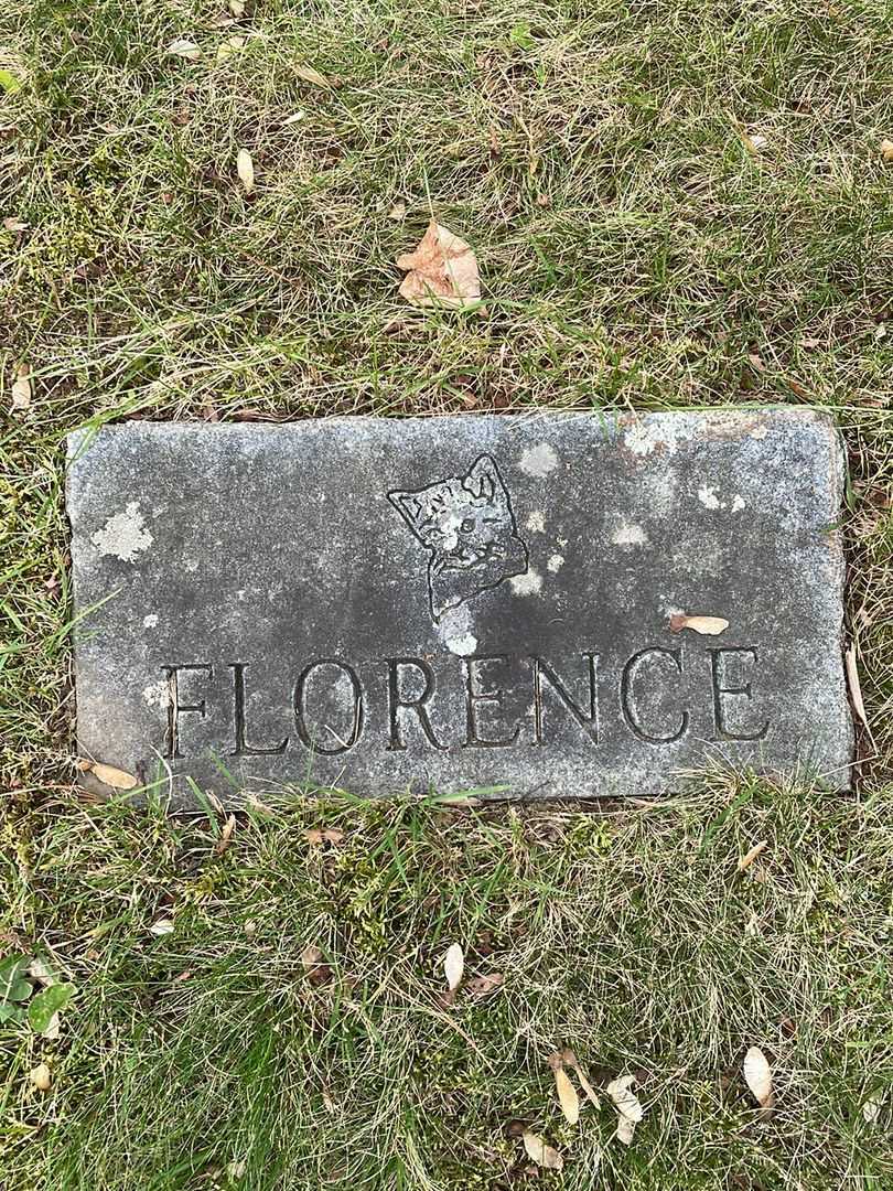 Florence N. Thompson's grave. Photo 4