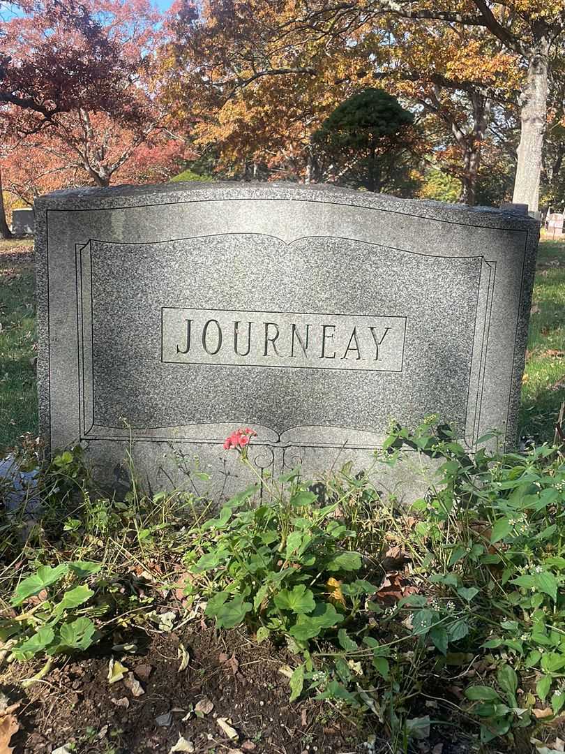 Marion E. Davis Journeay's grave. Photo 1