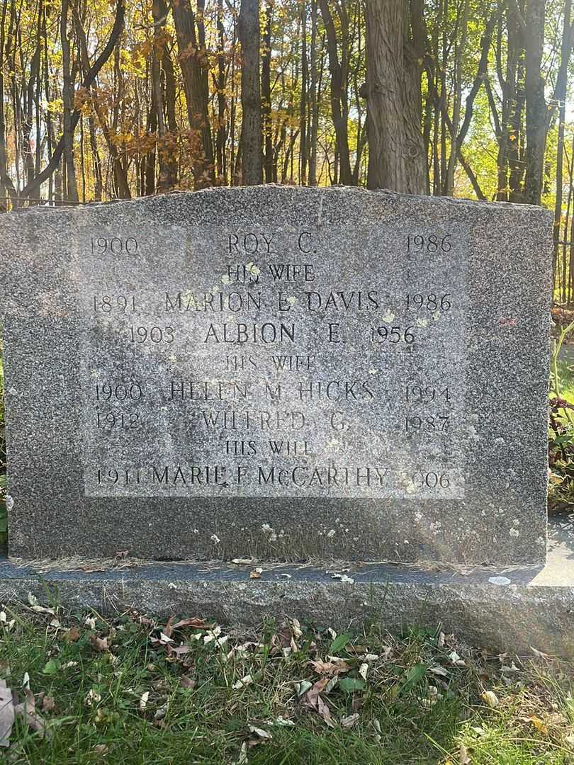 Marion E. Davis Journeay's grave. Photo 3