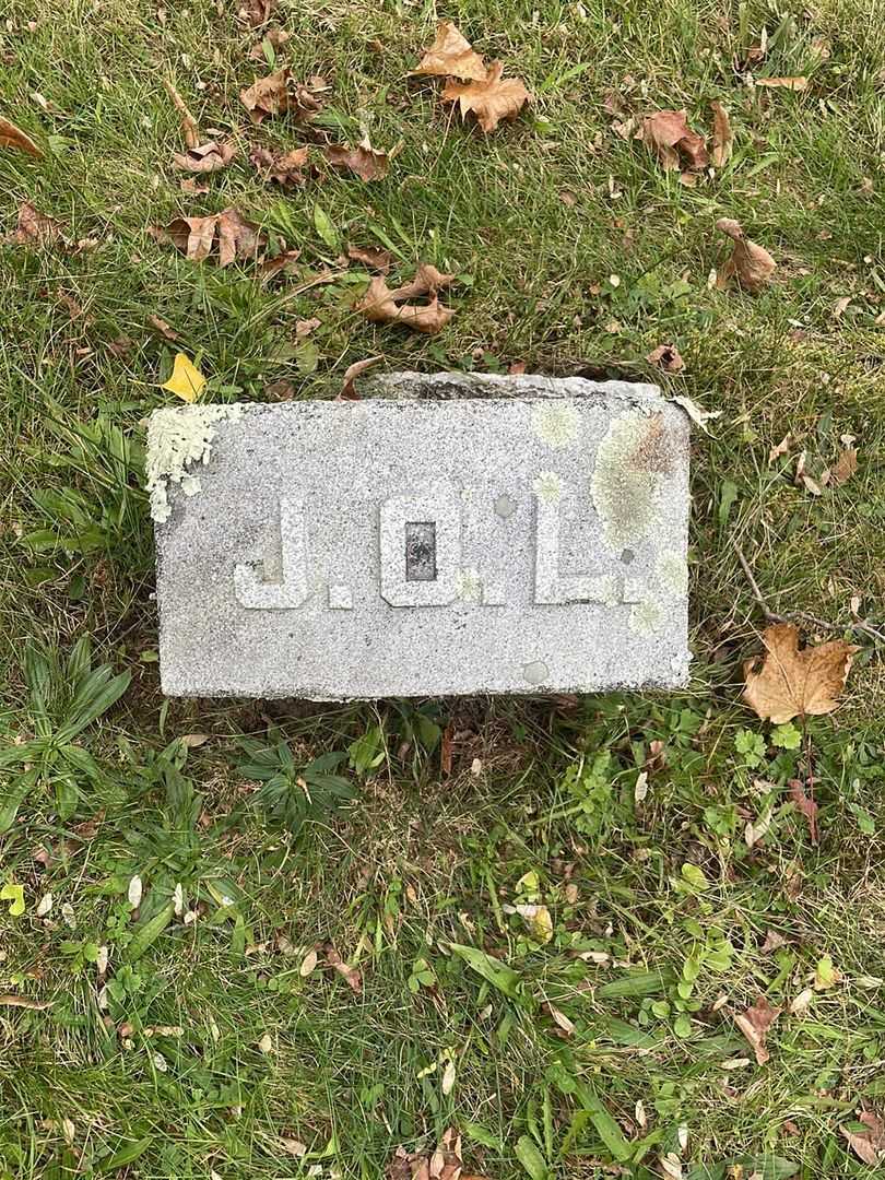 Josephine Oak Little's grave. Photo 4