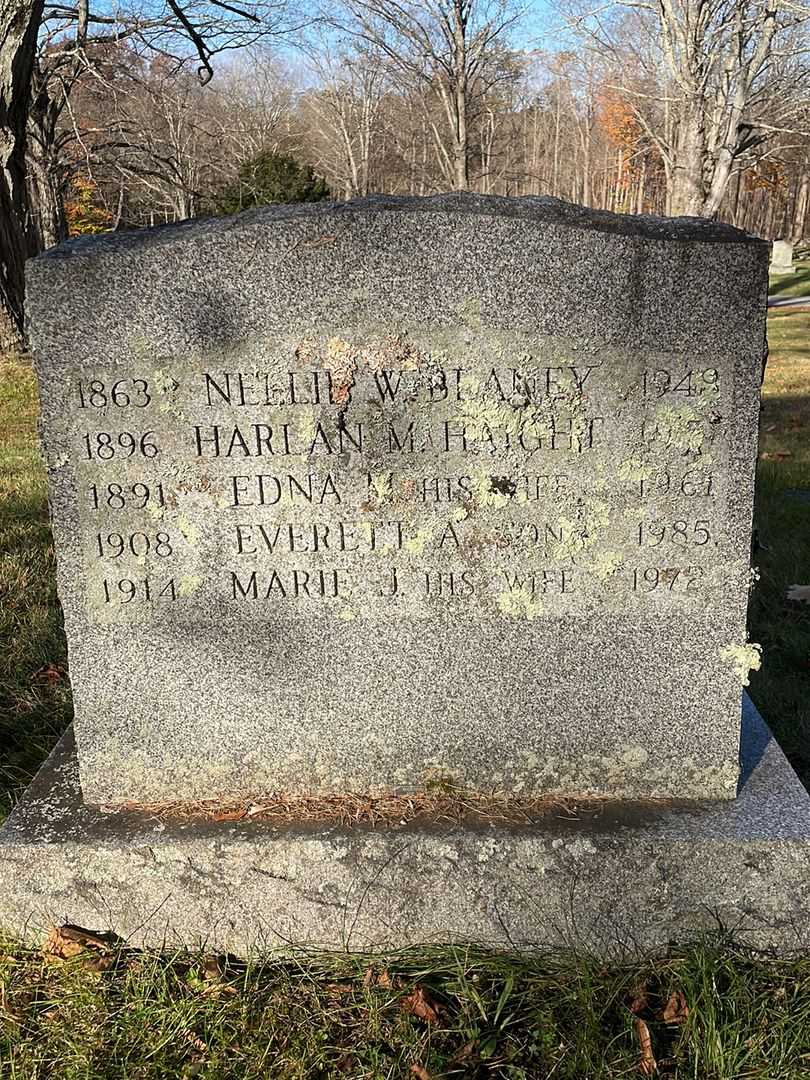 Everett A. Haight's grave. Photo 4