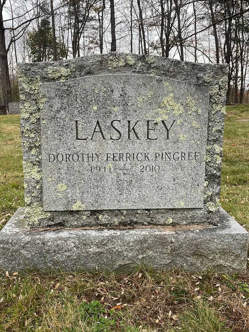 Jennie M. MacAndrew Laskey's grave. Photo 1