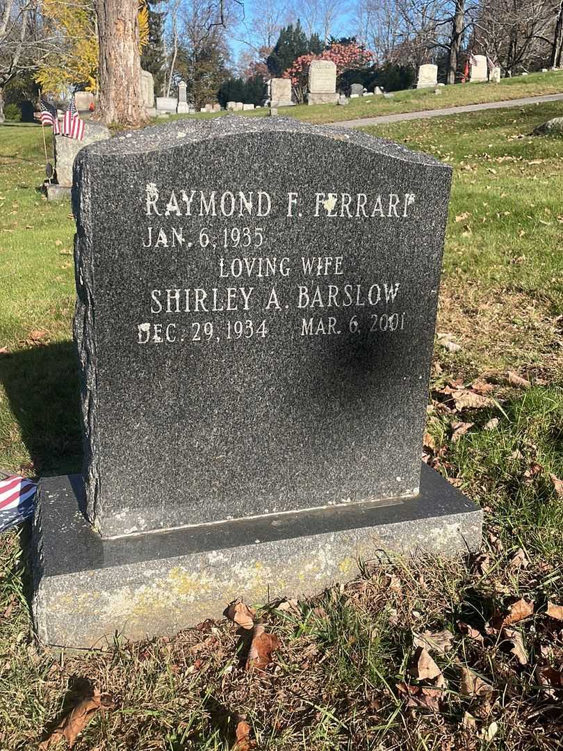 Raymond F. Ferrari's grave. Photo 3