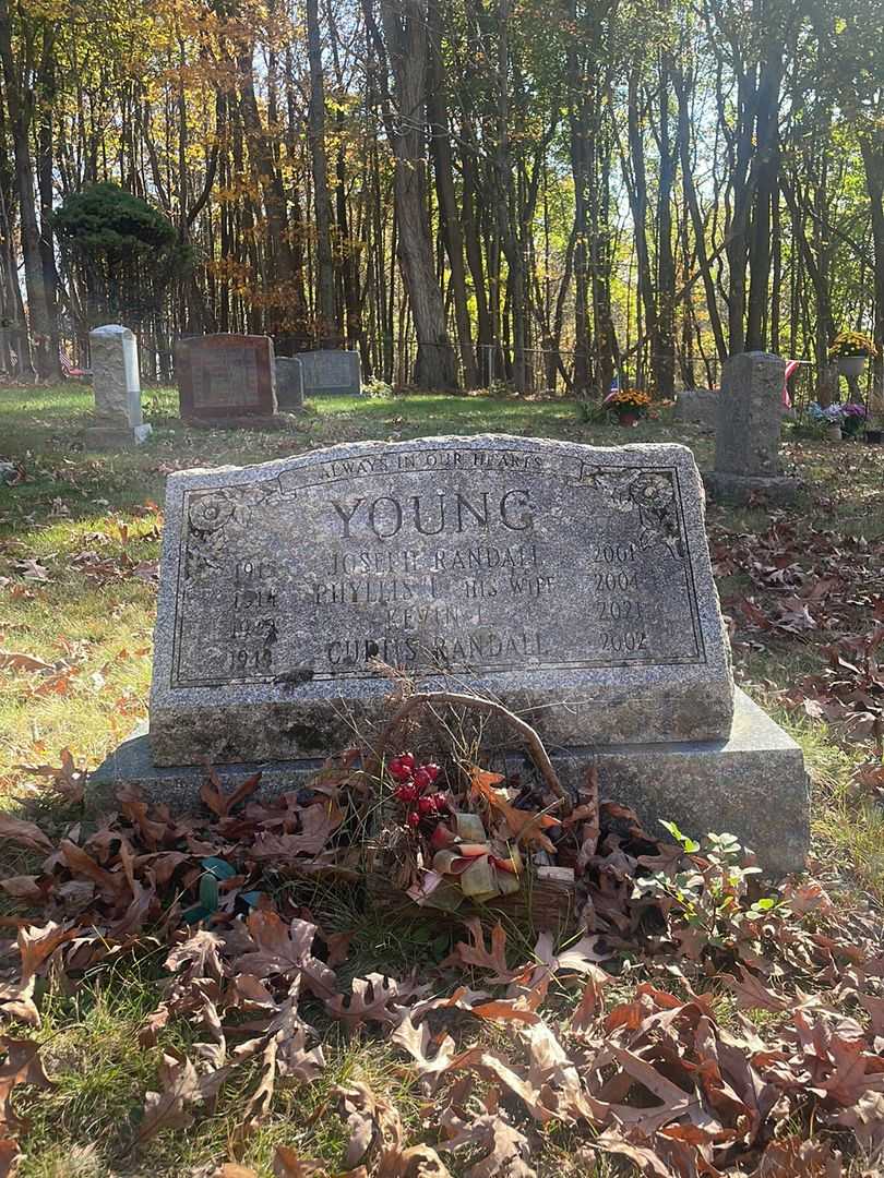 Phyllis L. Young's grave. Photo 1