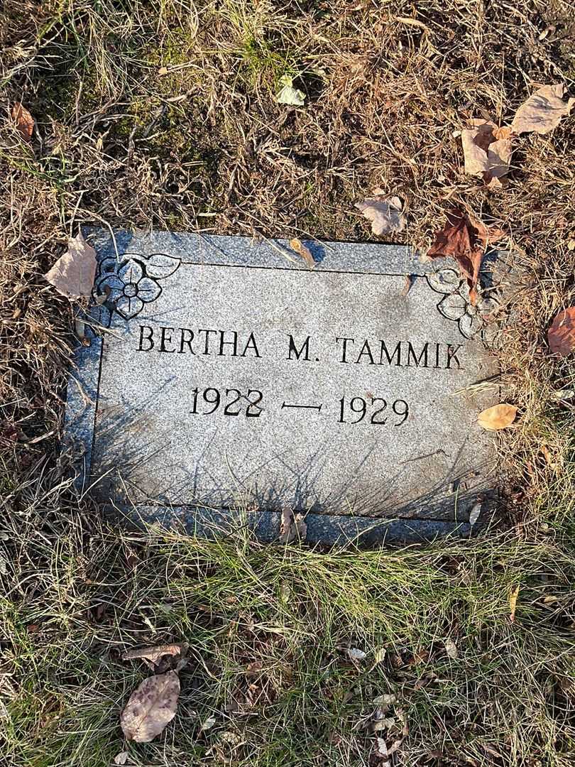 Bertha M. Tammik's grave. Photo 3