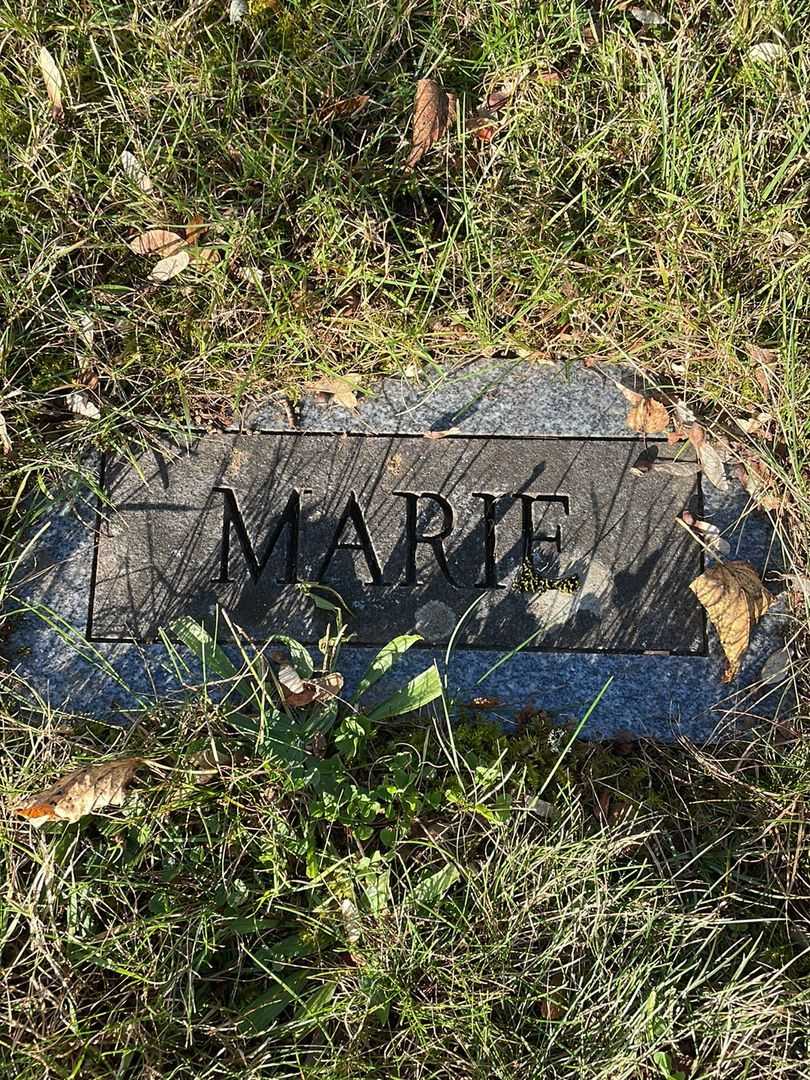 Marie J. Haight's grave. Photo 4