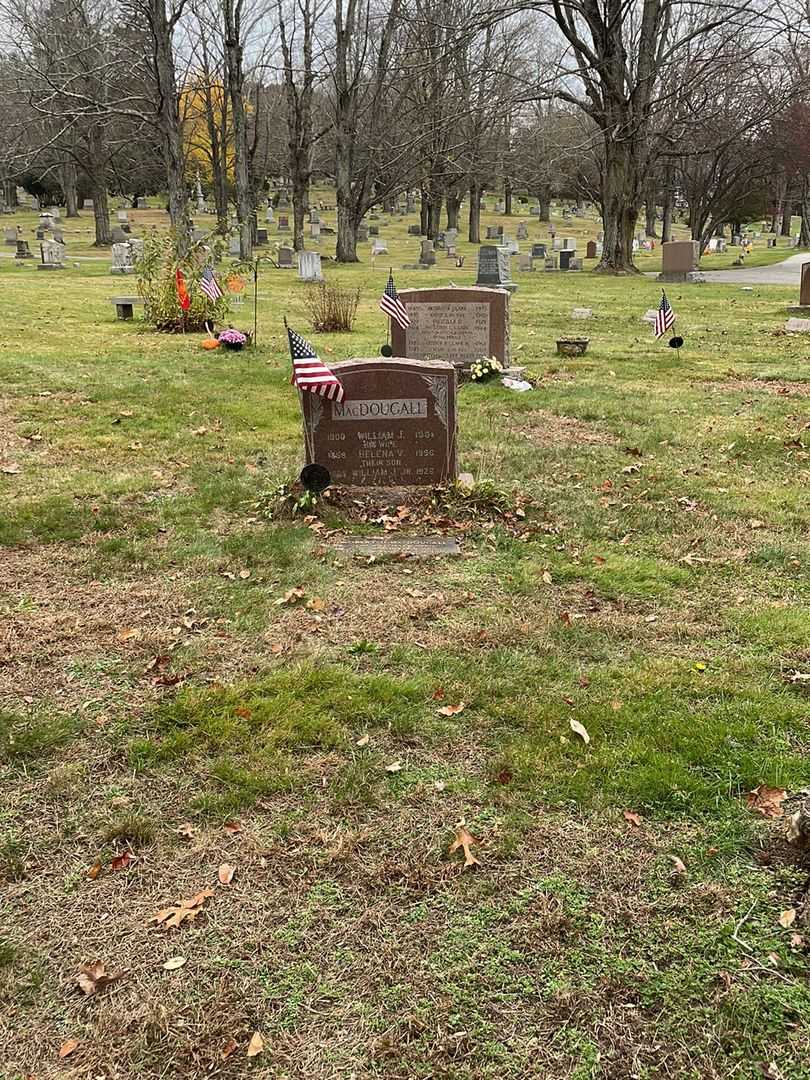 Robert D. MacDougall's grave. Photo 2