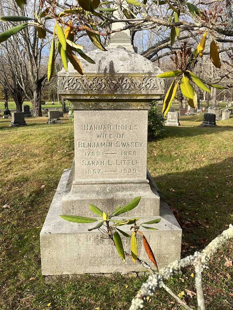 Hannah Ropes Swasey's grave. Photo 2